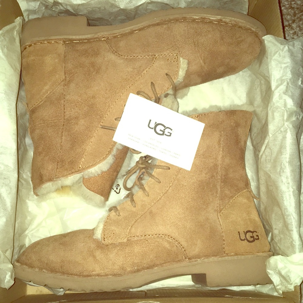 Ugg-Quincy Boots